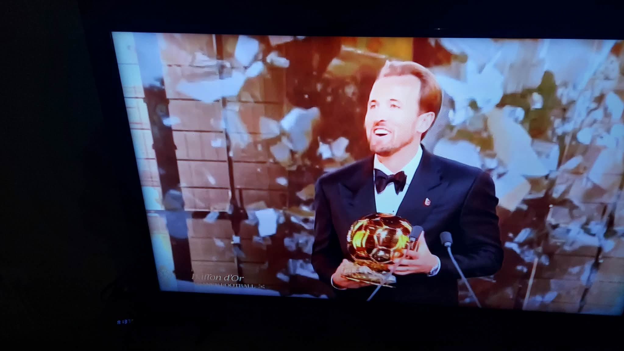Bola de Ouro masculino: Harry Keane e Bola de Ouro feminino: Alexia Putellas