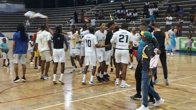 Asa Stars Inicia Defesa do Titulo com vitória sobre Info