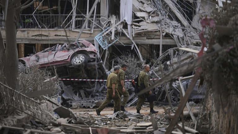 Israelitas em choque após ataques de retaliação do Irão