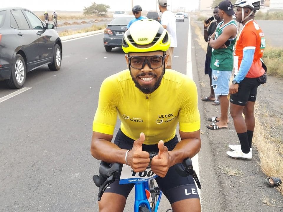 Ciclismo: Eliezer Soares o grande vencedor do Sprint Praia -2024 na categoria Elite