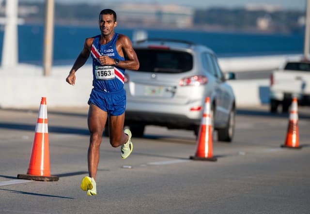 Depois de 1 ano sem competir, Ruben Sança regressa e ganha prova de 15 km nos EUA