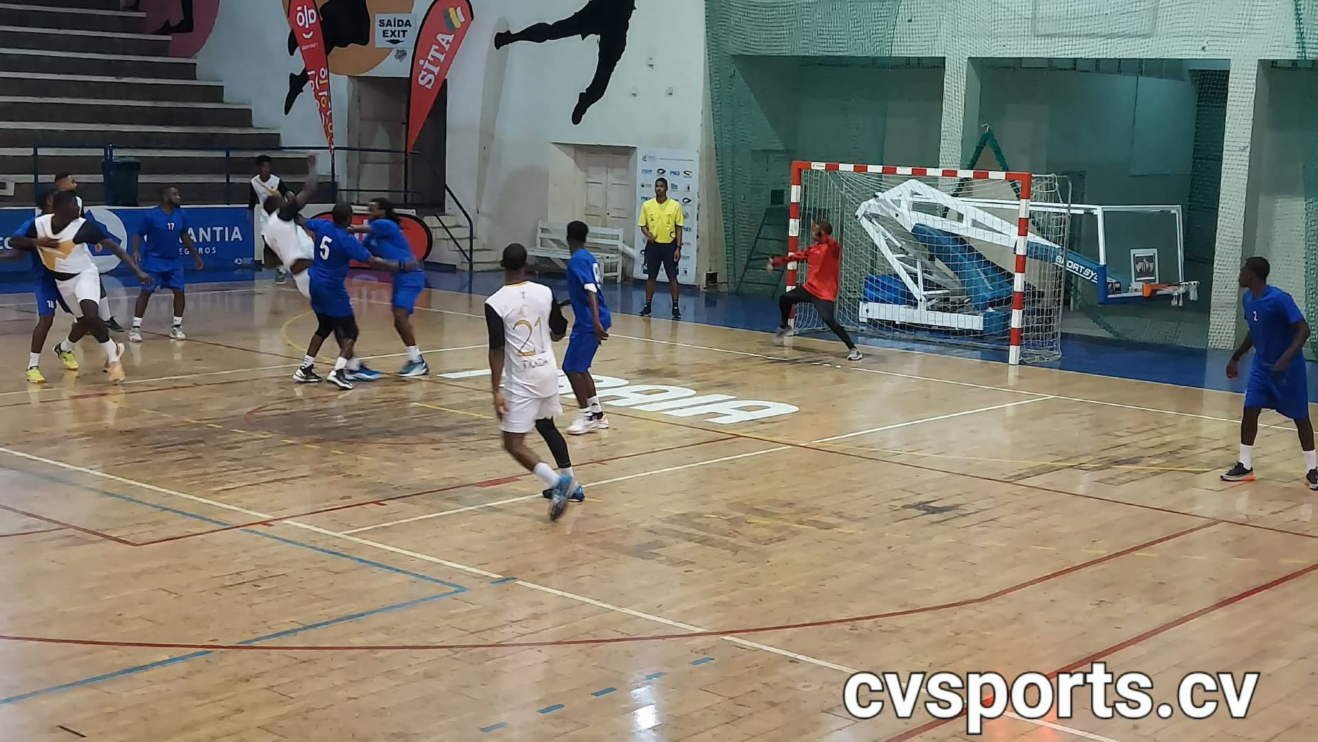 Torneio 40 anos Federação de Andebol termina hoje no Vavá Duarte.  