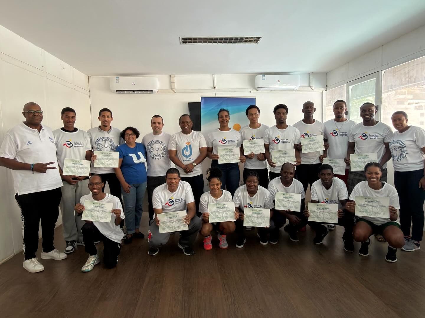 Termina na cidade da Praia a formação de monitores de basquetebol promovida pelo IDJ