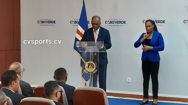 Conflito no  Médio Oriente: Governo pondera suspender atualização  dos preços de combustíveis