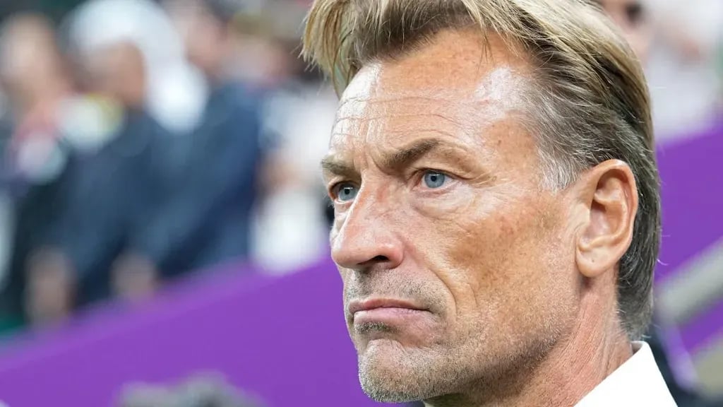 Lamouchi deixa a Tunísia, Hervé Renard assume o comando