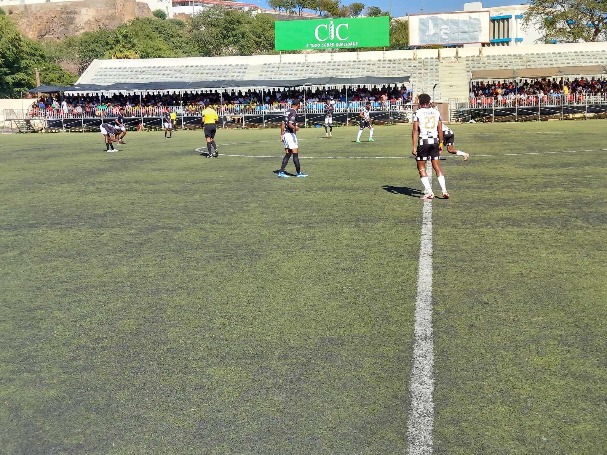 Boavista - Académica Praia   (cvsports)