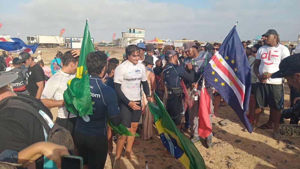 Brasileiro  Pedro Matos ganha a I Etapa do Circuito Mundial de Kite-surf