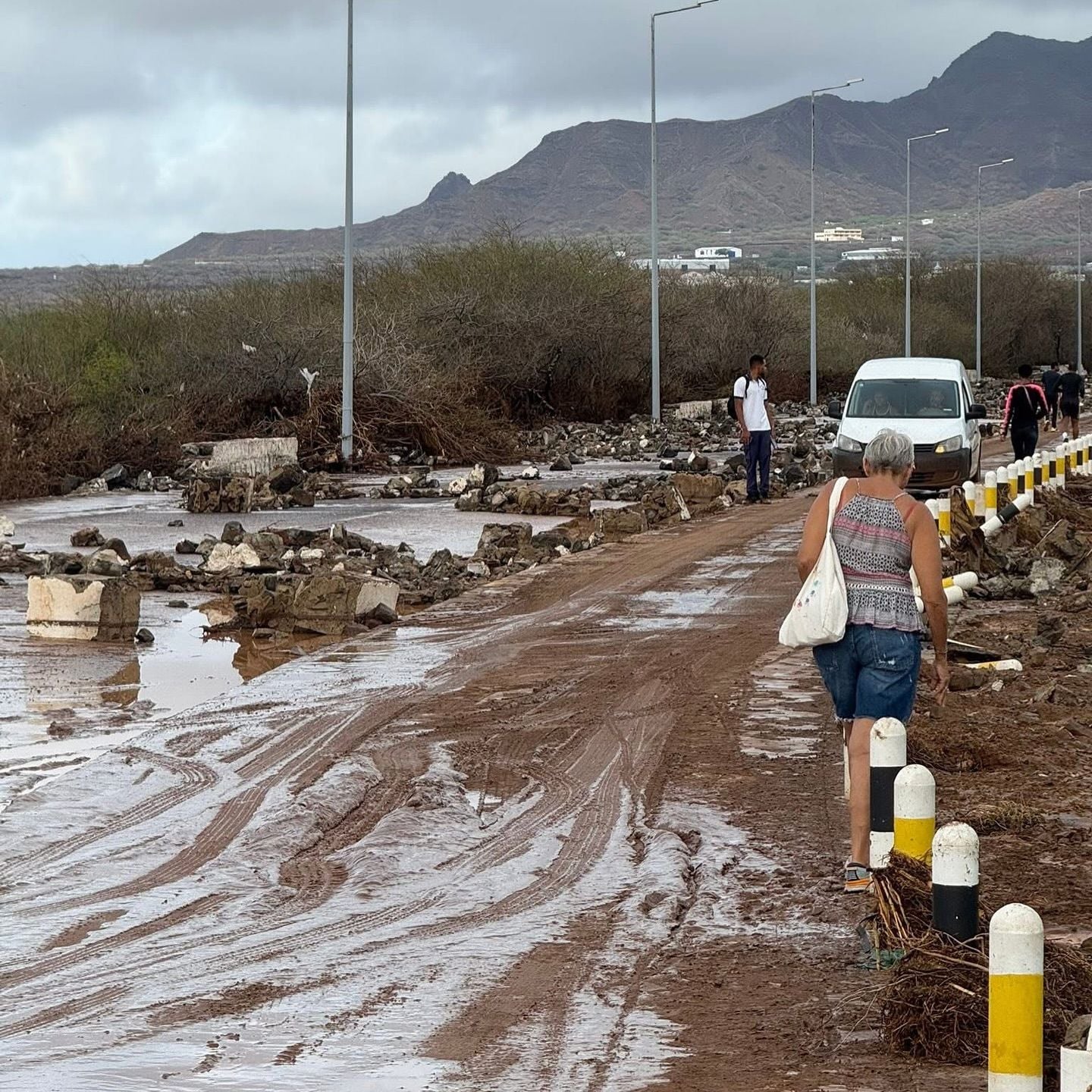 Sobe para 8 vitimas mortais na sequencia das fortes chuvas caídas na ilha de São Vicente