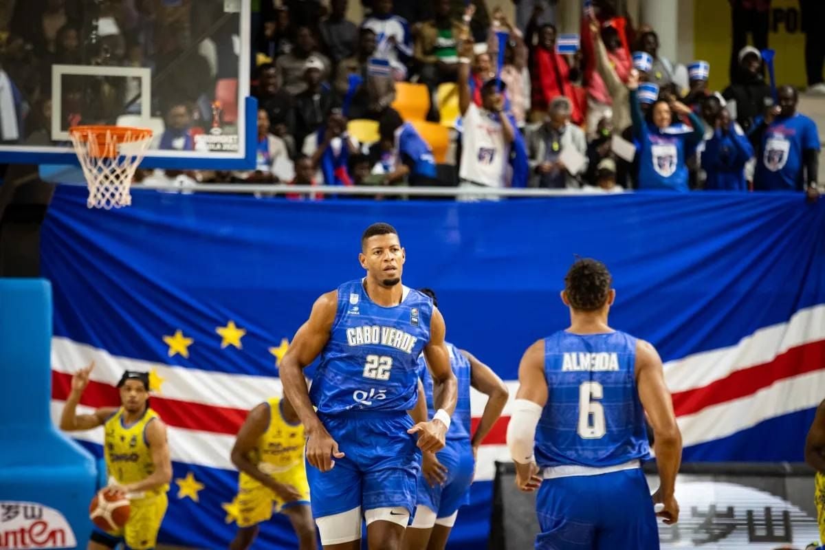 Jogo Cabo Verde 75 x 66 RDC no Afrobasket 2025