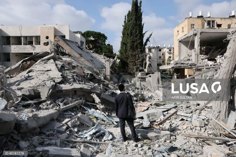 Mísseis iranianos atingem várias cidades israelitas importantes