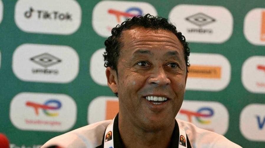 Treinador Bubista não se demite