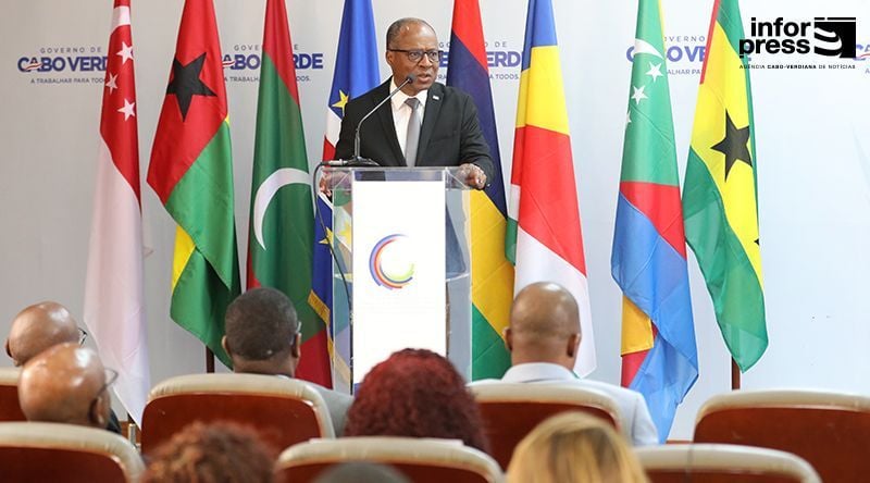 Grupo SIDS-AIS: PM defende coordenação formal para garantir futuro sustentável dos Pequenos Estados Insulares