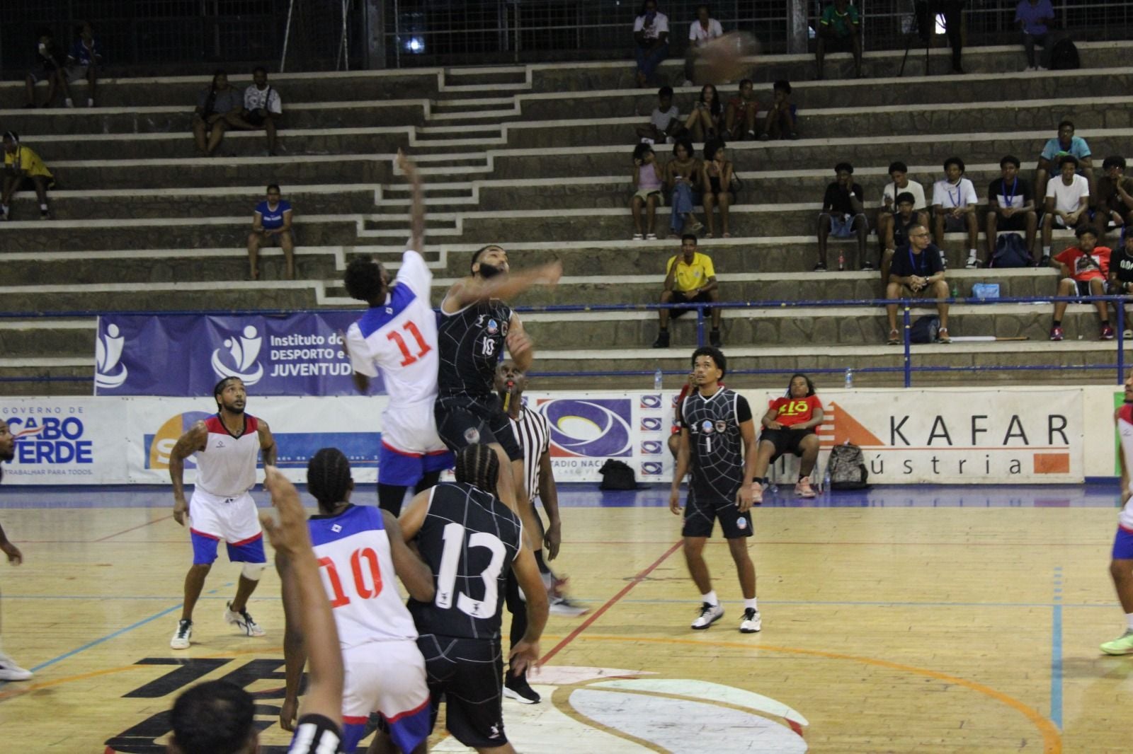 Campeonato Nacional de Bastebol Sénior Masculino prossegue hoje no Vavá Duarte na Praia.